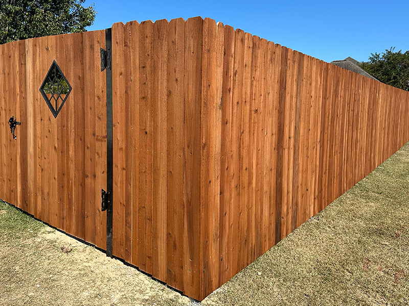 Southeast Louisiana fence staining and sealing