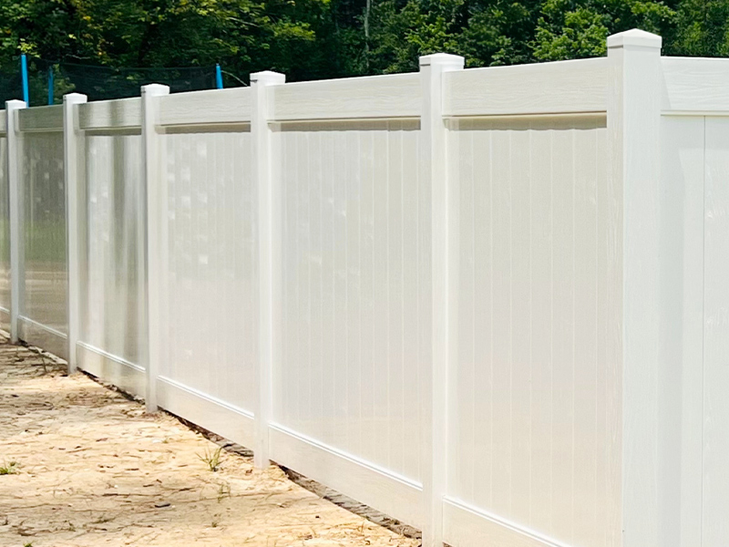 Southeast Louisiana vinyl  fence company